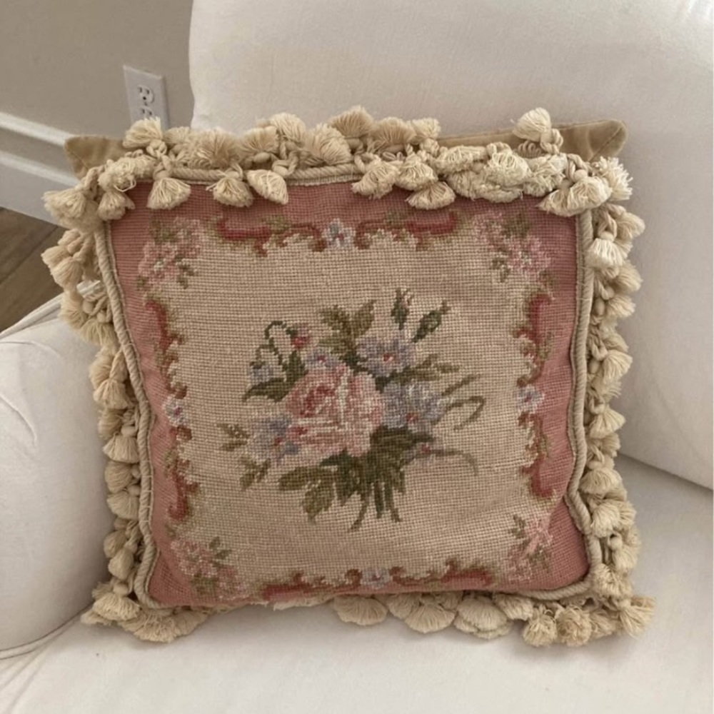 Aubusson pillow
